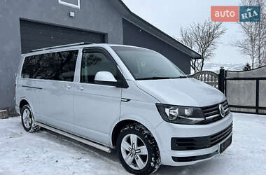 Мінівен Volkswagen Transporter 2015 в Чернівцях