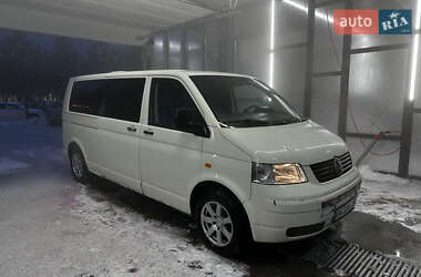 Минивэн Volkswagen Transporter 2006 в Ровно