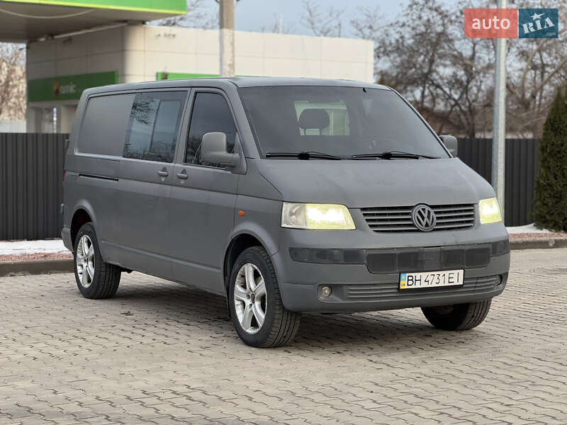 Грузопассажирский фургон Volkswagen Transporter 2006 в Одессе