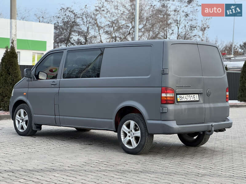Грузопассажирский фургон Volkswagen Transporter 2006 в Одессе