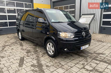 Грузовой фургон Volkswagen Transporter 2012 в Ровно