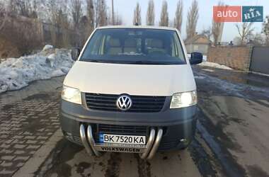 Вантажопасажирський фургон Volkswagen Transporter 2008 в Рівному