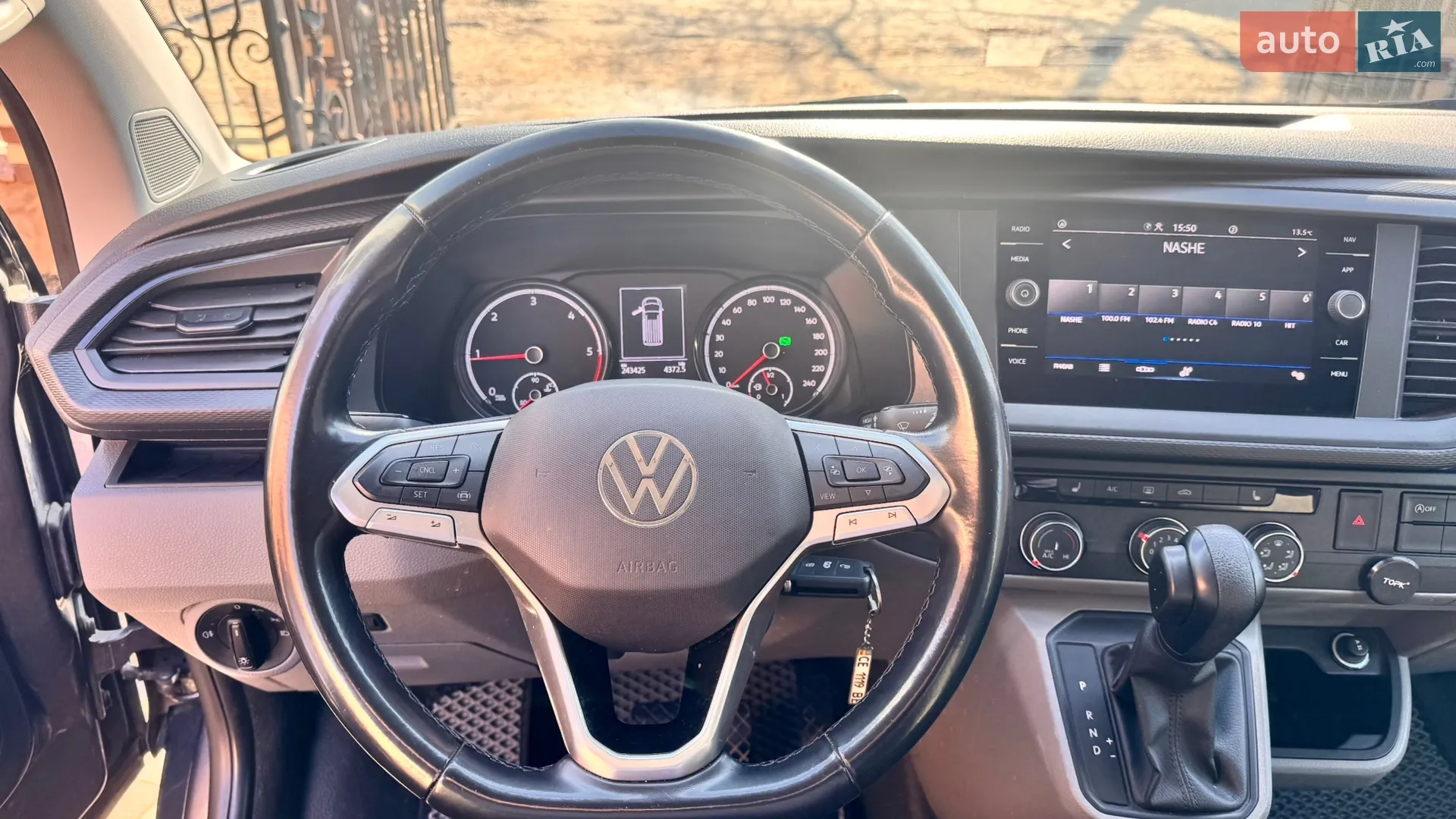 2022 Volkswagen Transporter - мініатюра 8