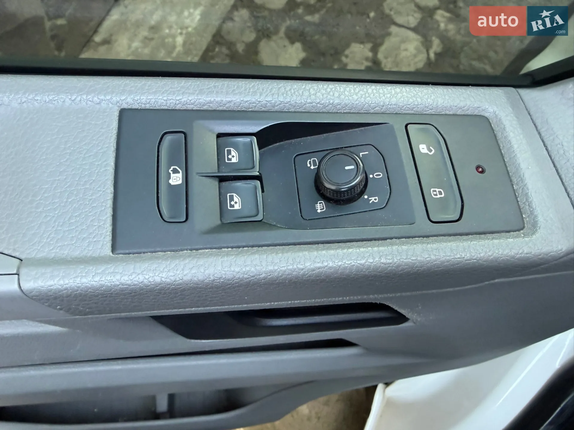 2019 Volkswagen Transporter - мініатюра 20