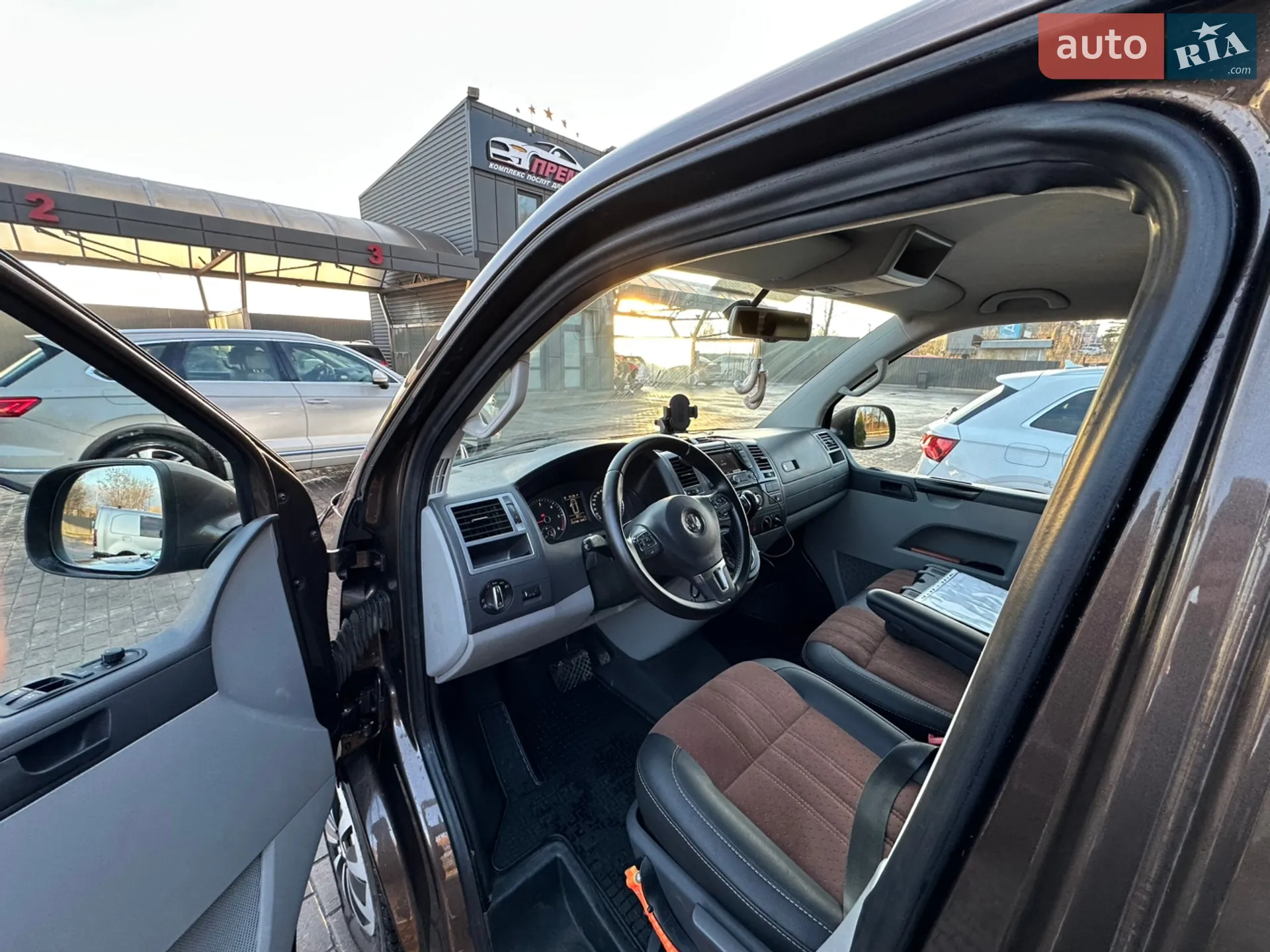 2012 Volkswagen Transporter - мініатюра 24