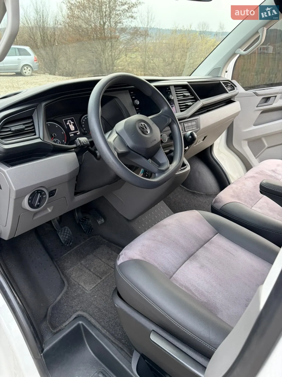 2019 Volkswagen Transporter - мініатюра 25