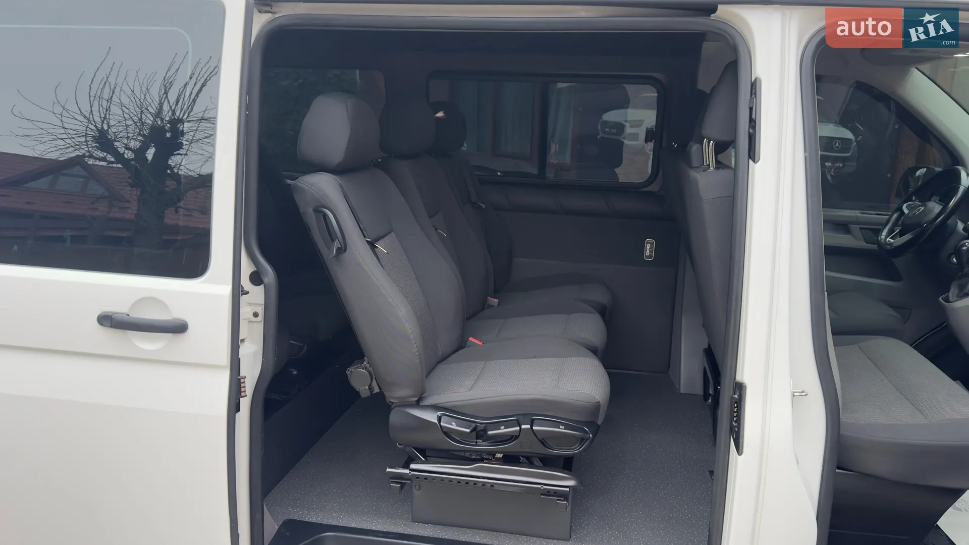 2020 Volkswagen Transporter - мініатюра 21