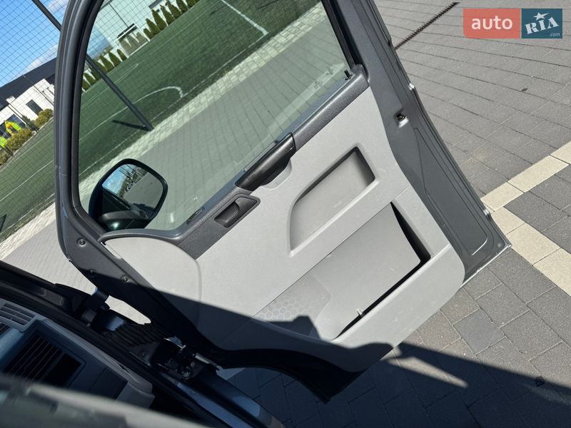 Минивэн Volkswagen Transporter 2015 в Мукачево