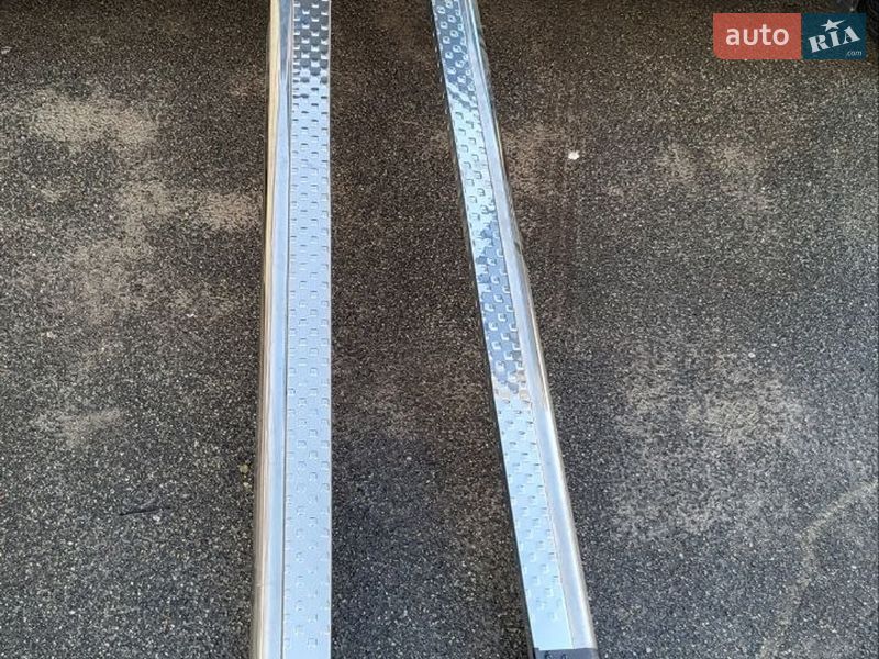 Вантажопасажирський фургон Volkswagen Transporter 2001 в Києві