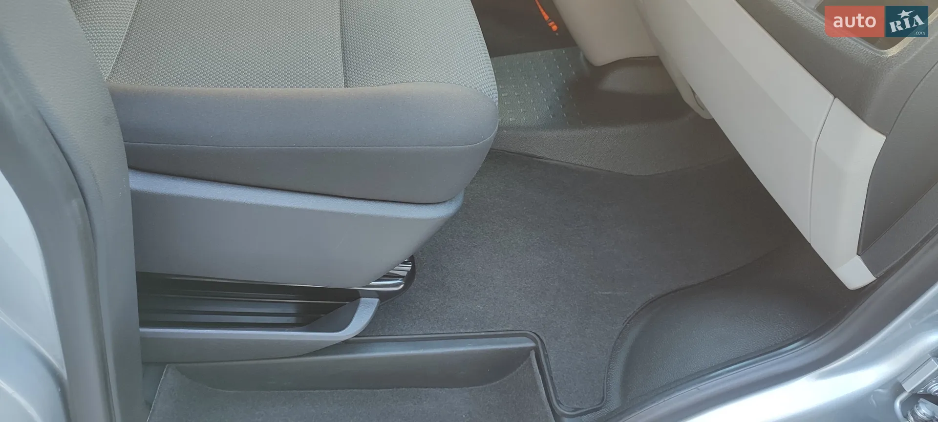 2016 Volkswagen Transporter - мініатюра 30