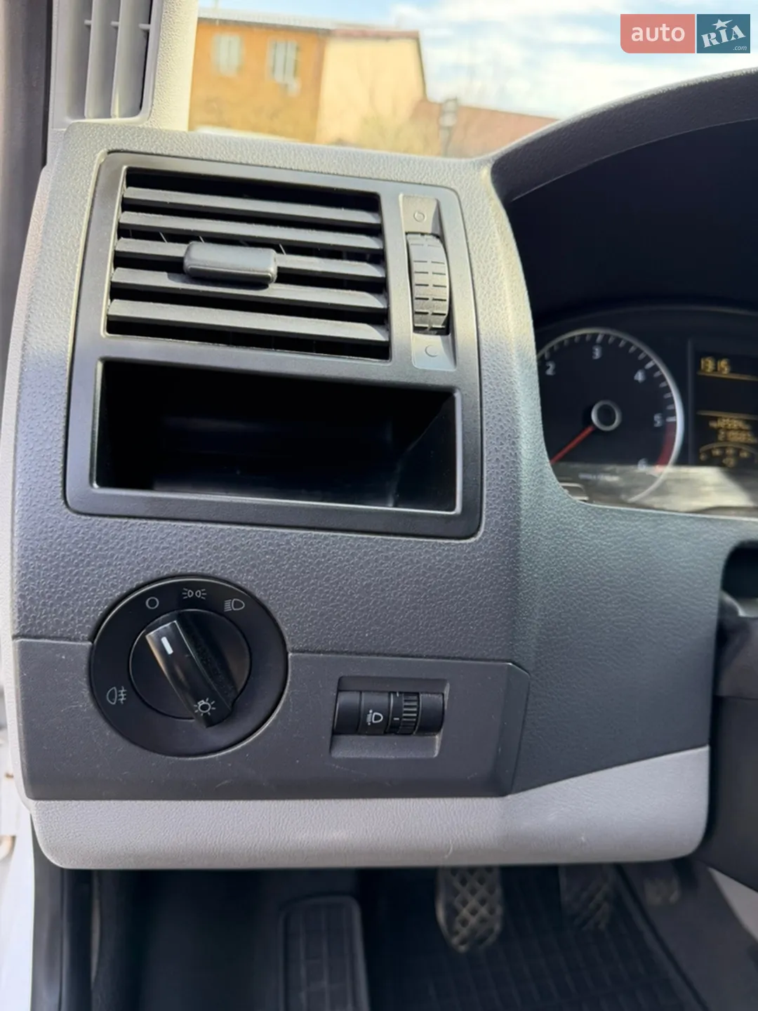 2010 Volkswagen Transporter - мініатюра 13