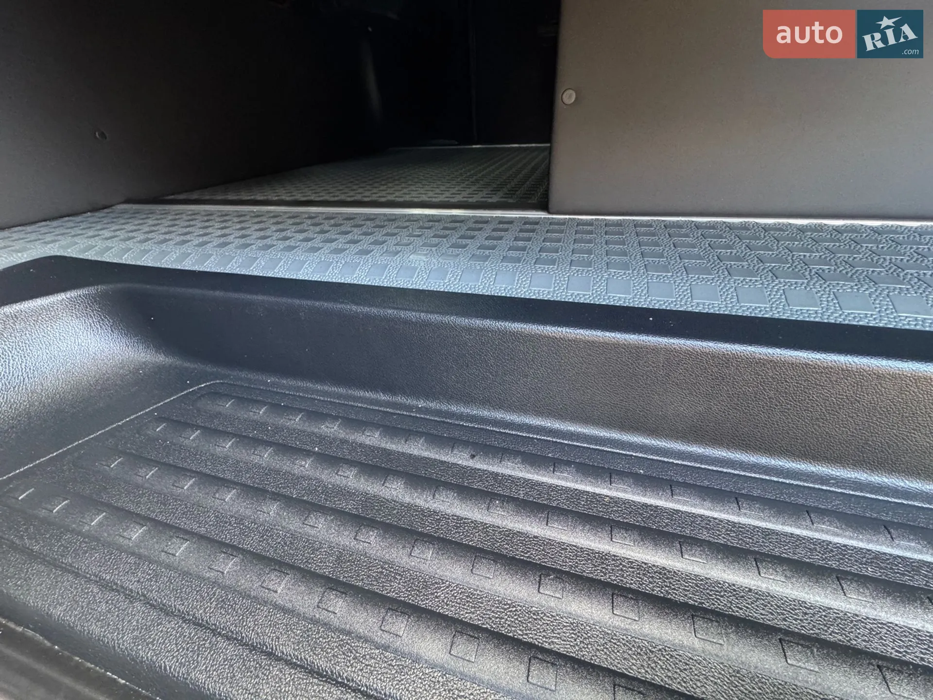 2019 Volkswagen Transporter - мініатюра 48