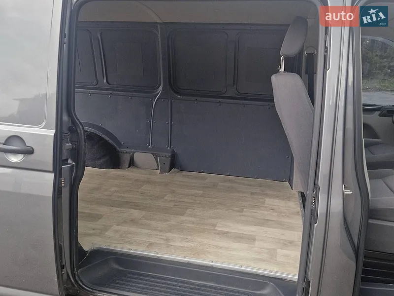 Volkswagen Transporter 2010 VIN WV1ZZZ7HZBH060429 фото оголошення 10 з 41