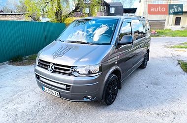 Мінівен Volkswagen Transporter 2010 в Києві
