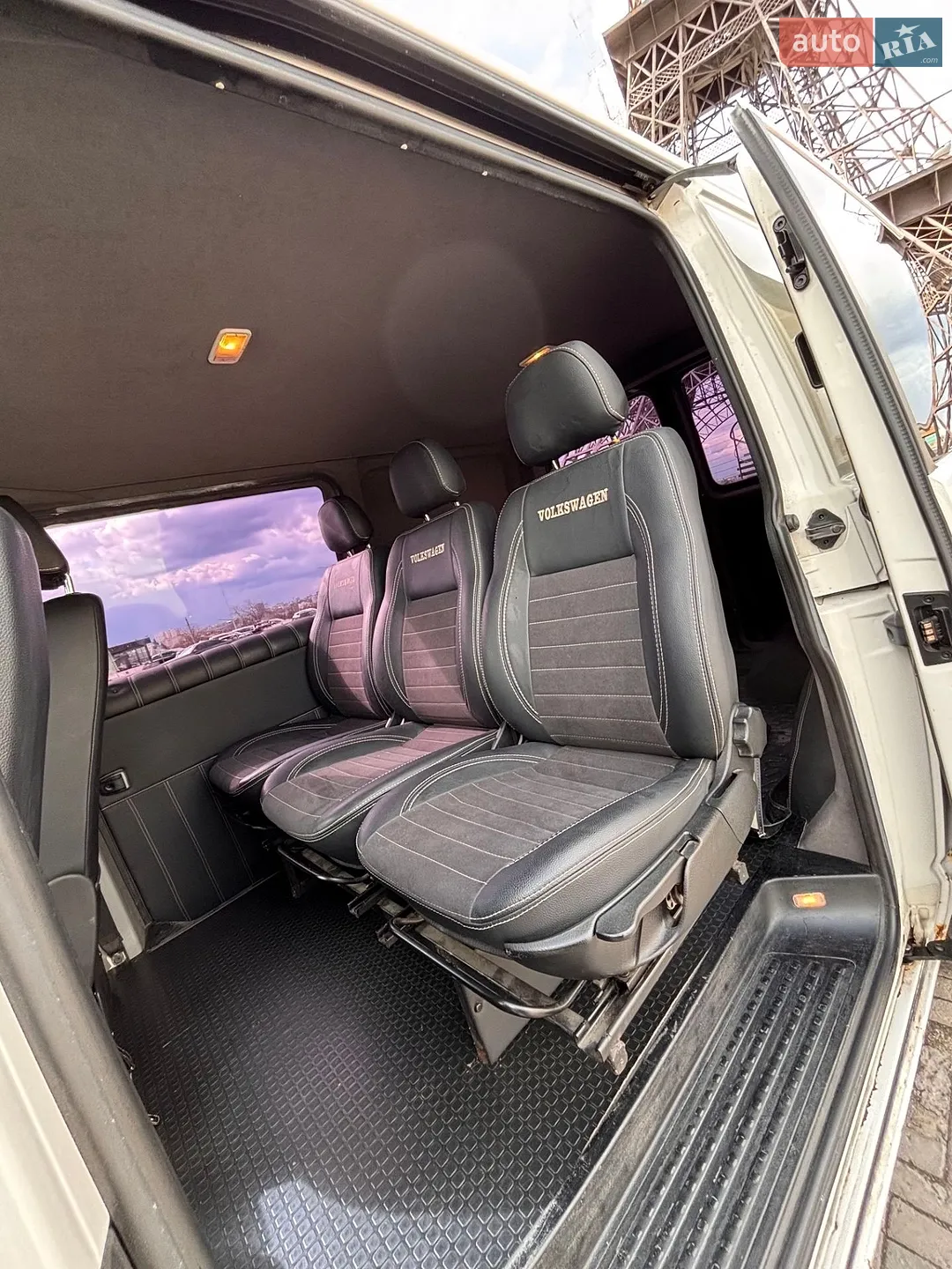 2012 Volkswagen Transporter - мініатюра 35