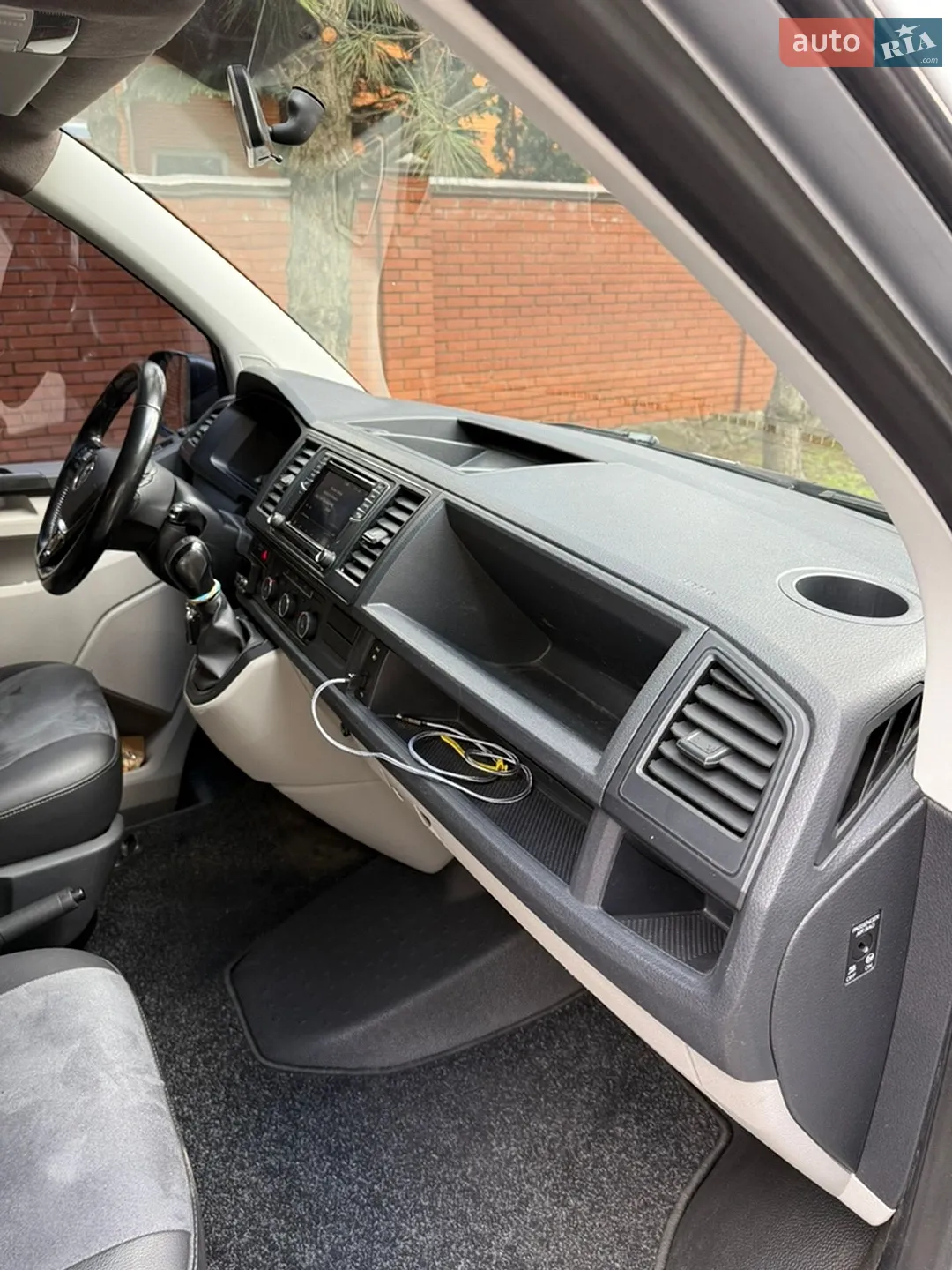 2016 Volkswagen Transporter - мініатюра 16