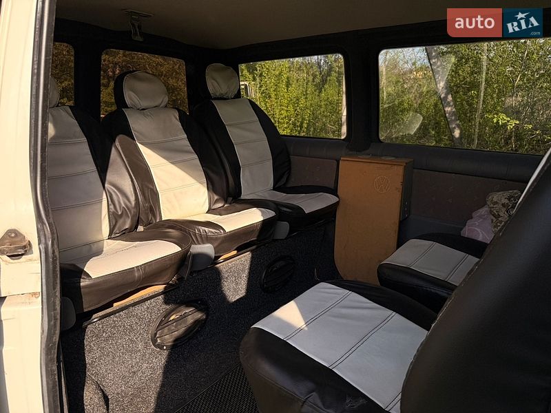 Минивэн Volkswagen Transporter 2005 в Малой Виске