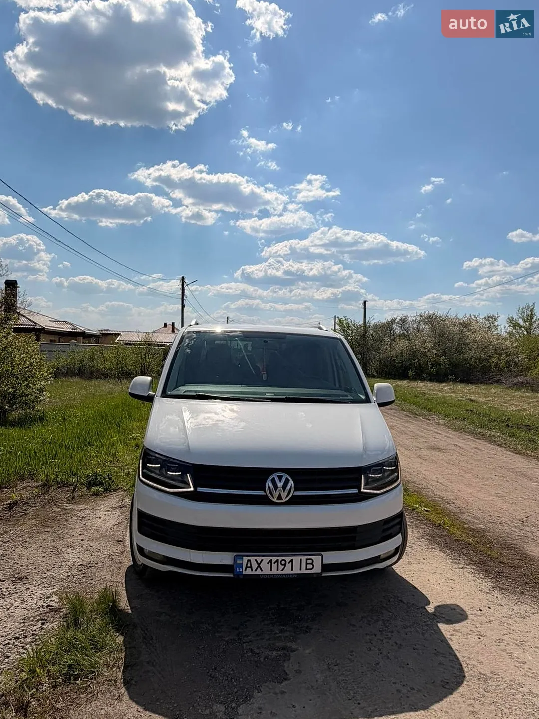 2015 Volkswagen Transporter - фото 1