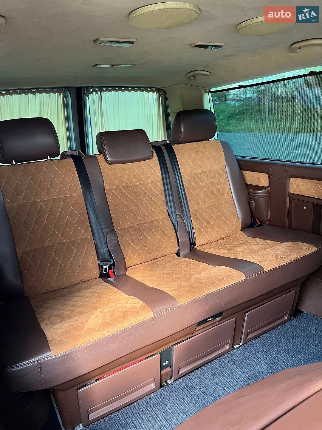 2010 Volkswagen Transporter - мініатюра 20