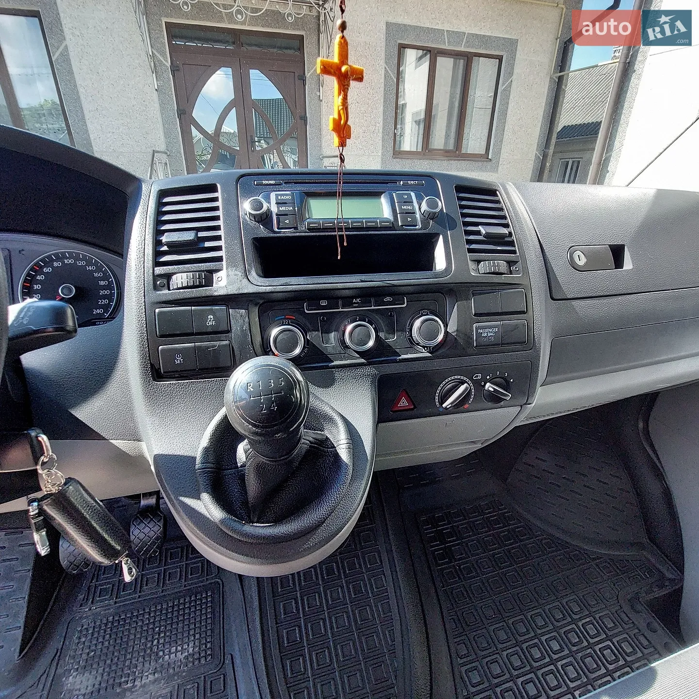 2015 Volkswagen Transporter - мініатюра 36
