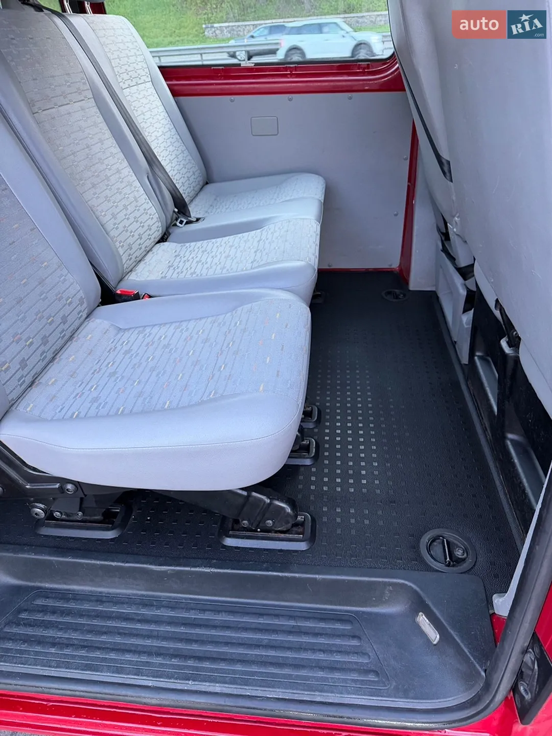 2011 Volkswagen Transporter - мініатюра 27