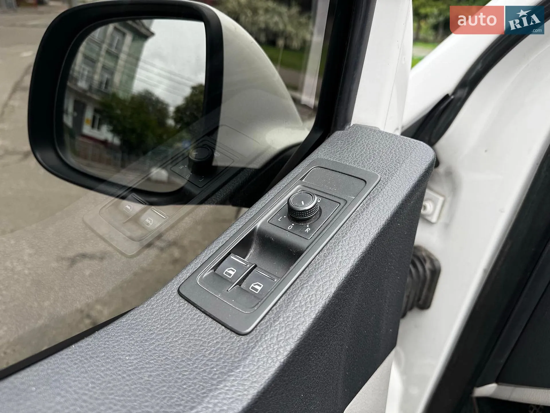 2016 Volkswagen Transporter - мініатюра 15