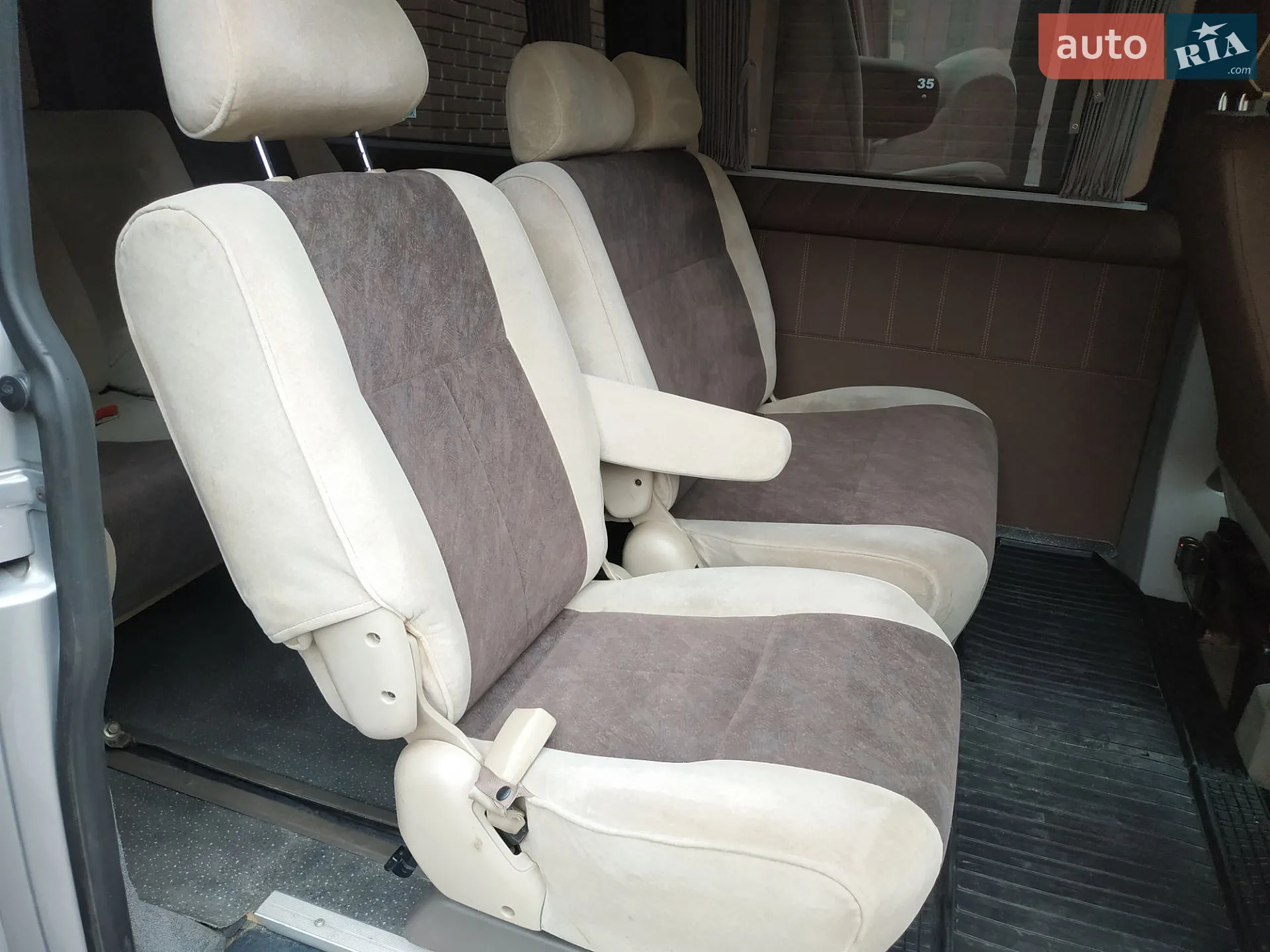 2011 Volkswagen Transporter - мініатюра 25