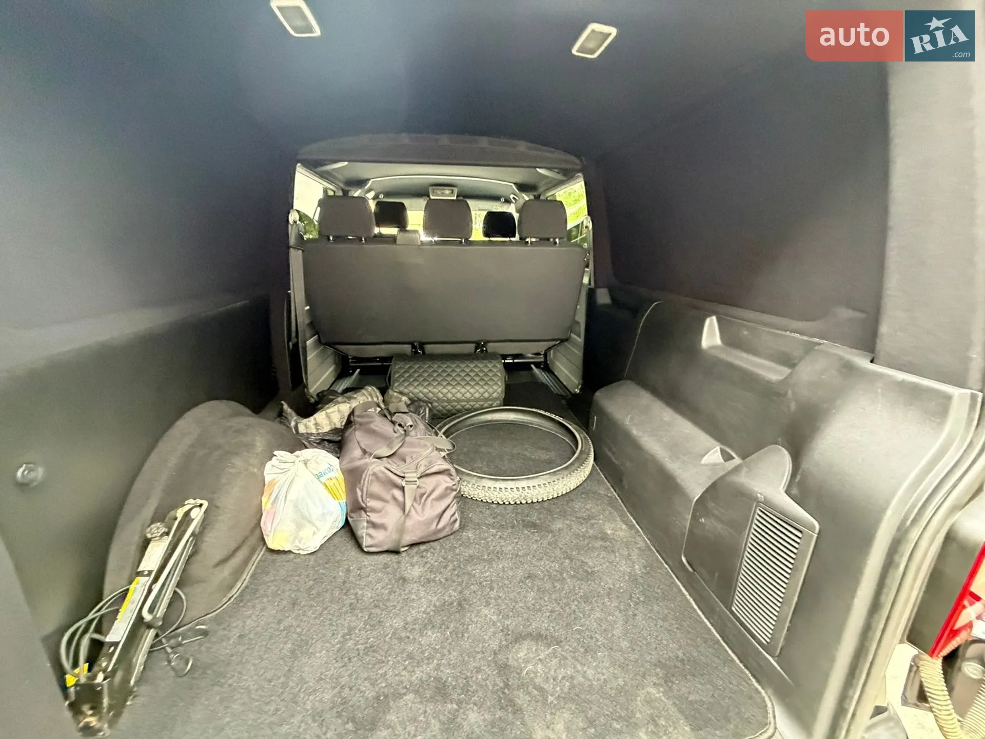 2015 Volkswagen Transporter - мініатюра 12