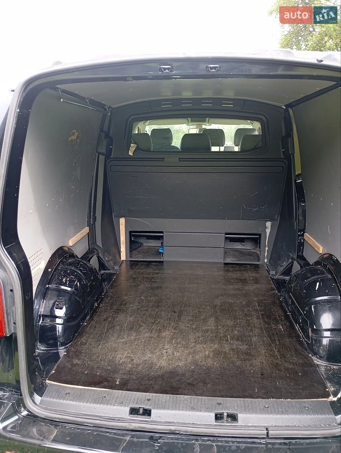 2011 Volkswagen Transporter - мініатюра 6