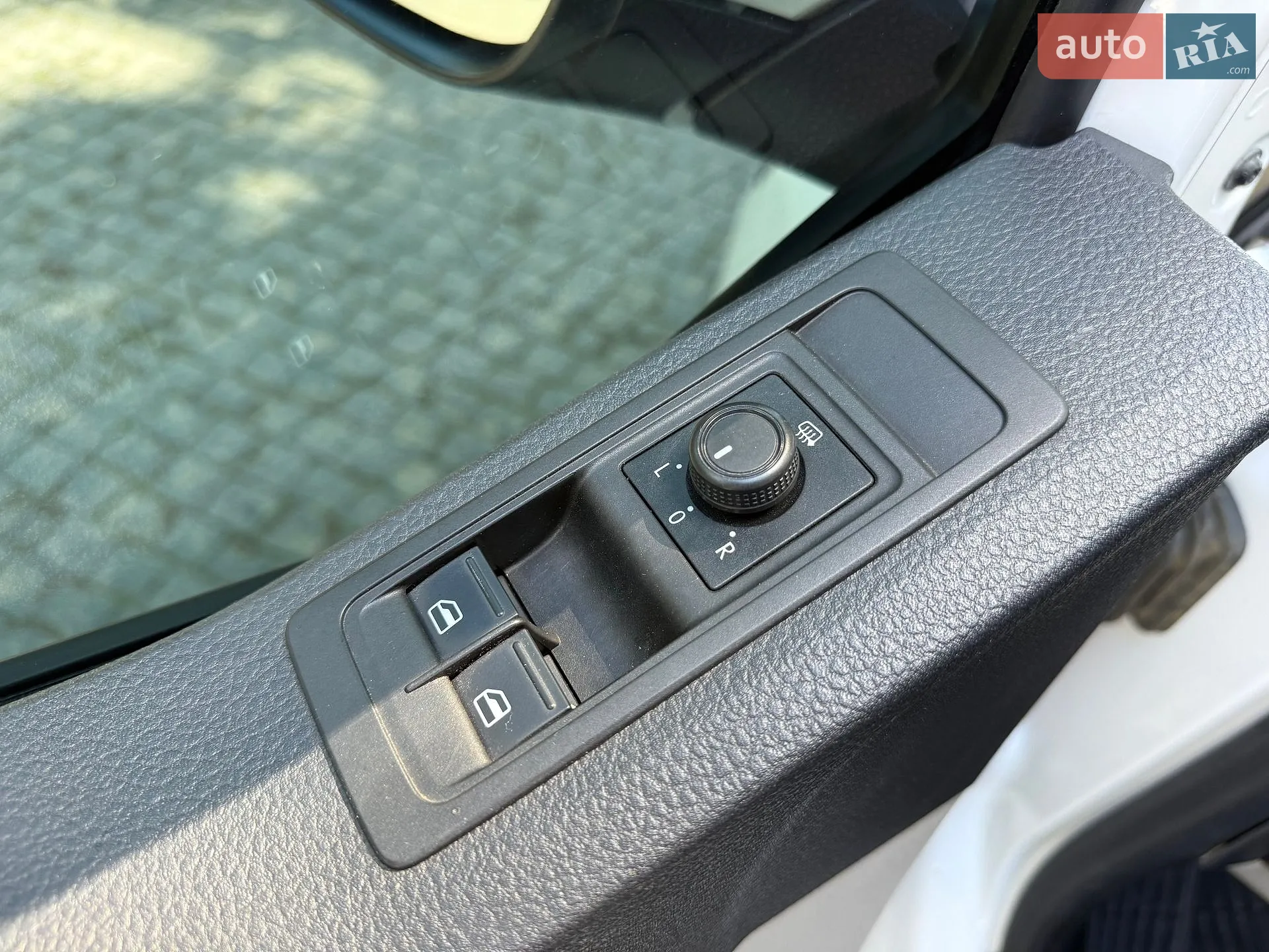 2017 Volkswagen Transporter - мініатюра 23