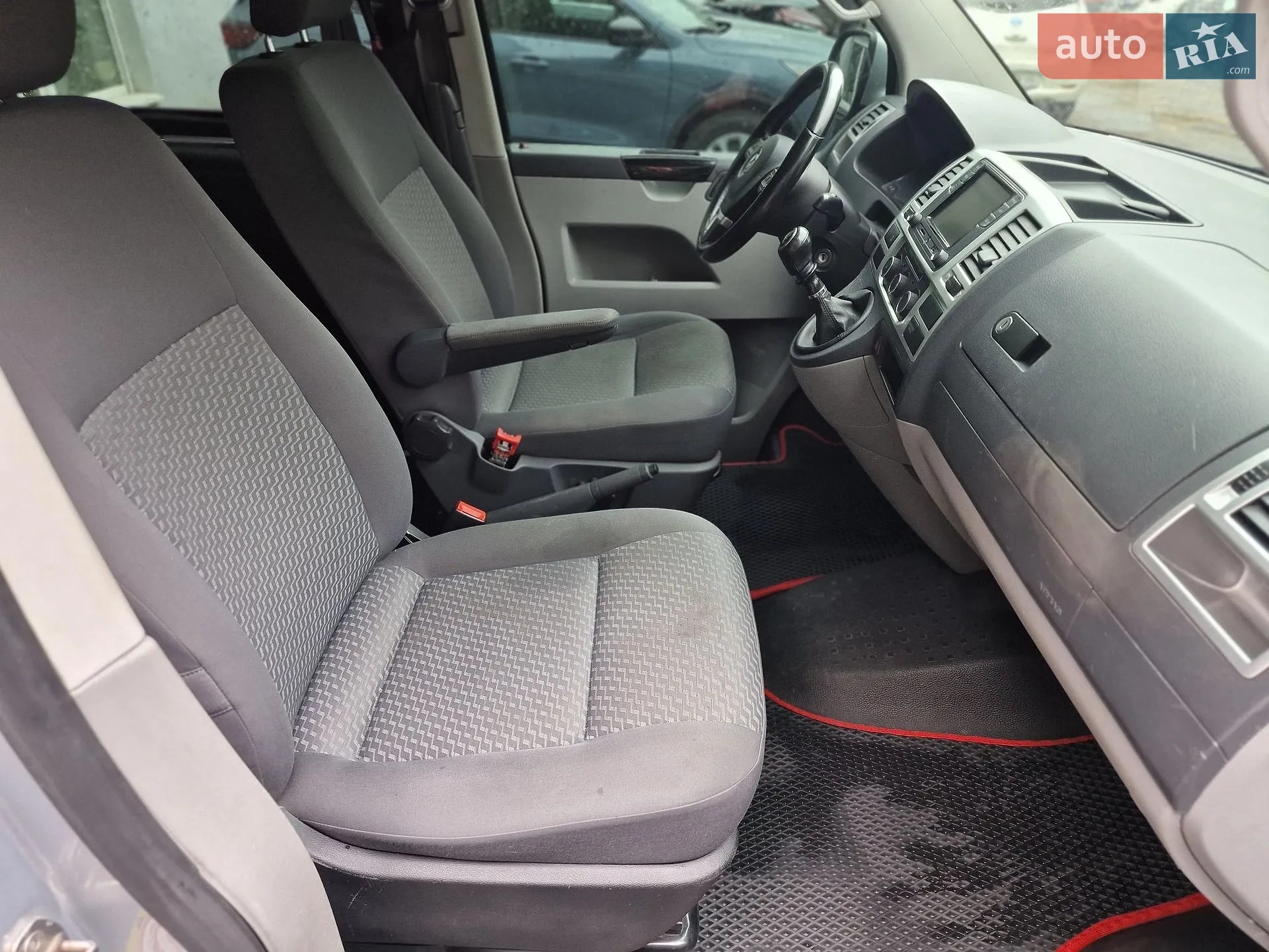 2010 Volkswagen Transporter - мініатюра 42