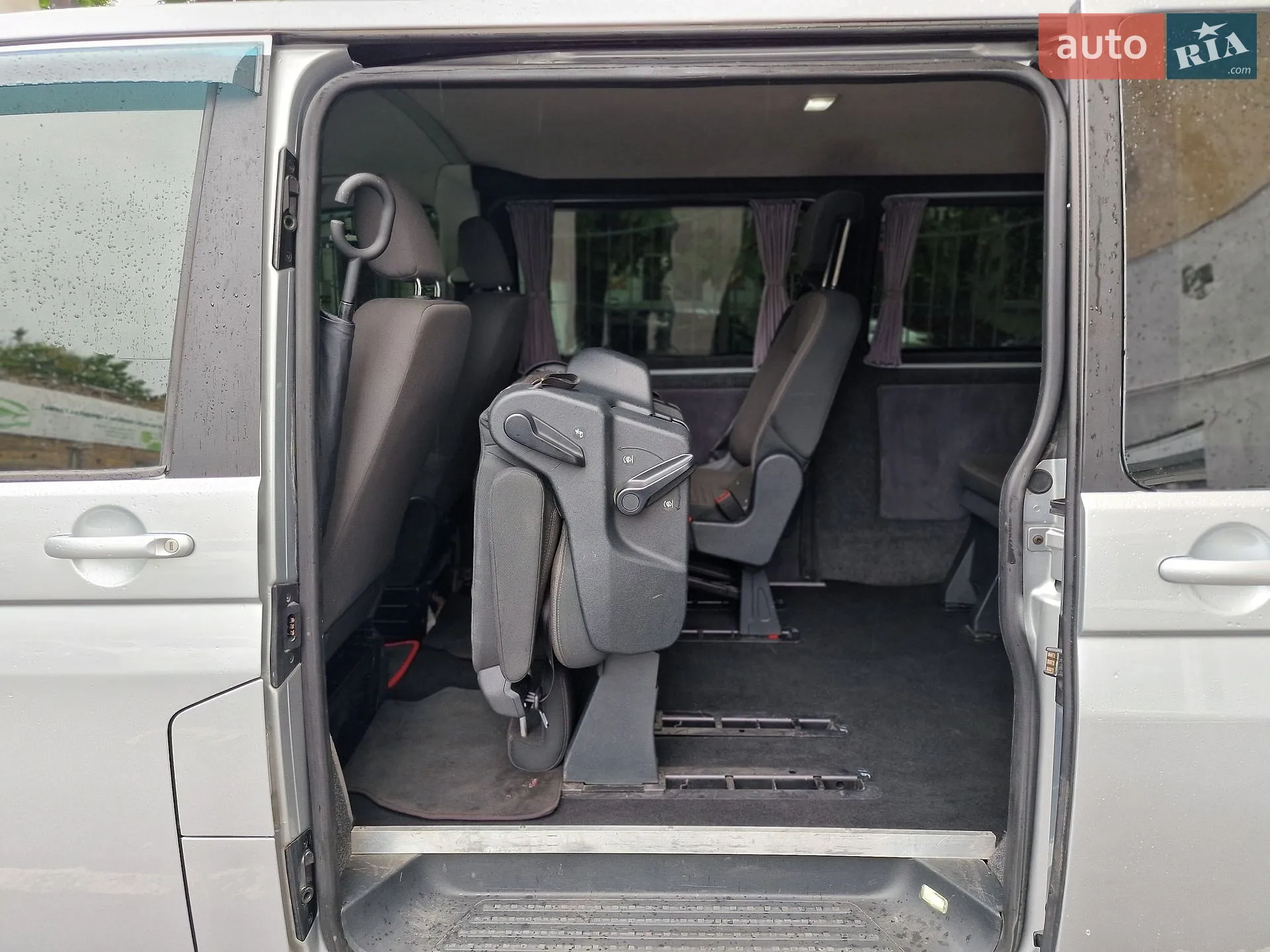 2010 Volkswagen Transporter - мініатюра 49
