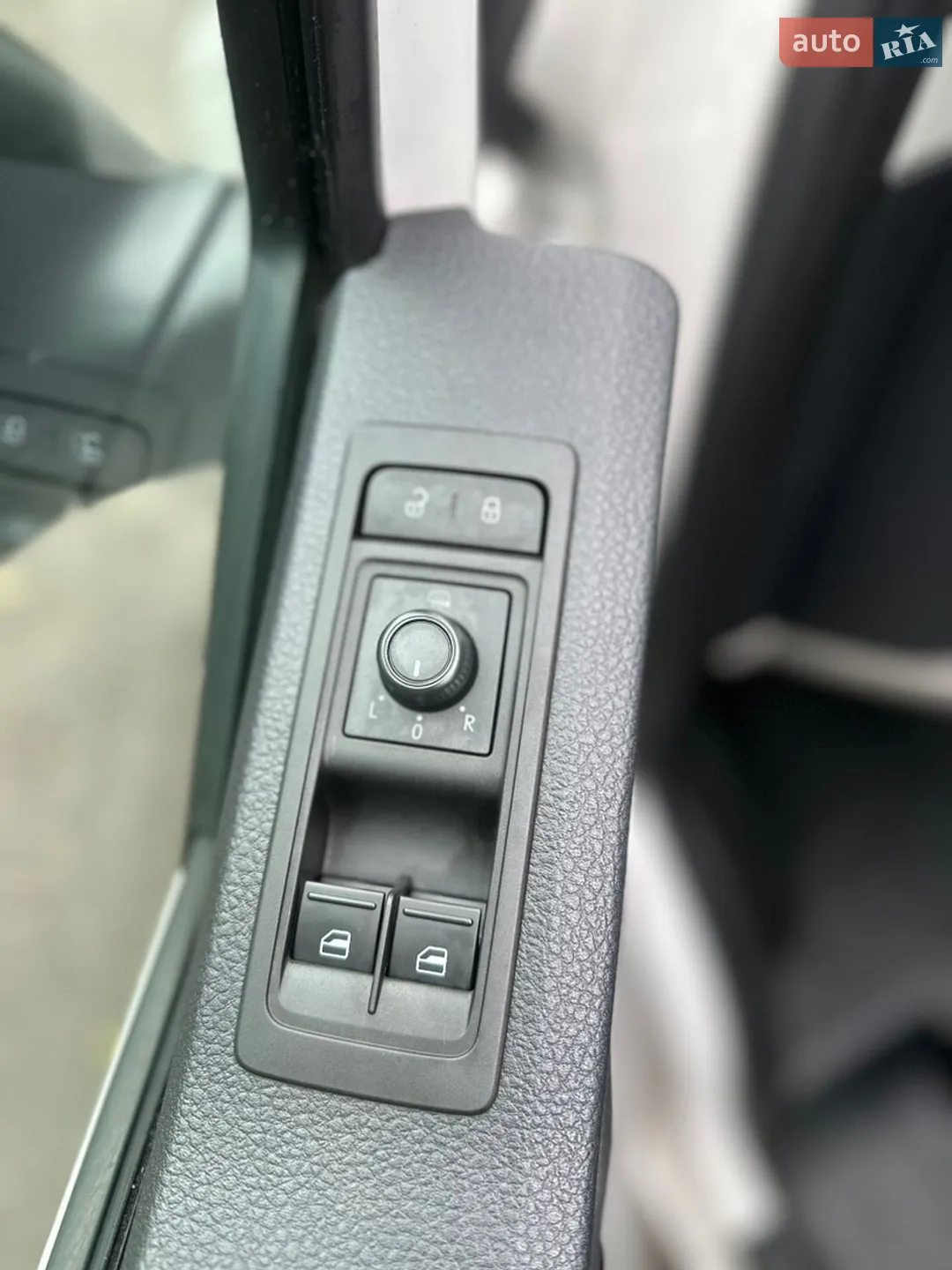 2019 Volkswagen Transporter - мініатюра 17