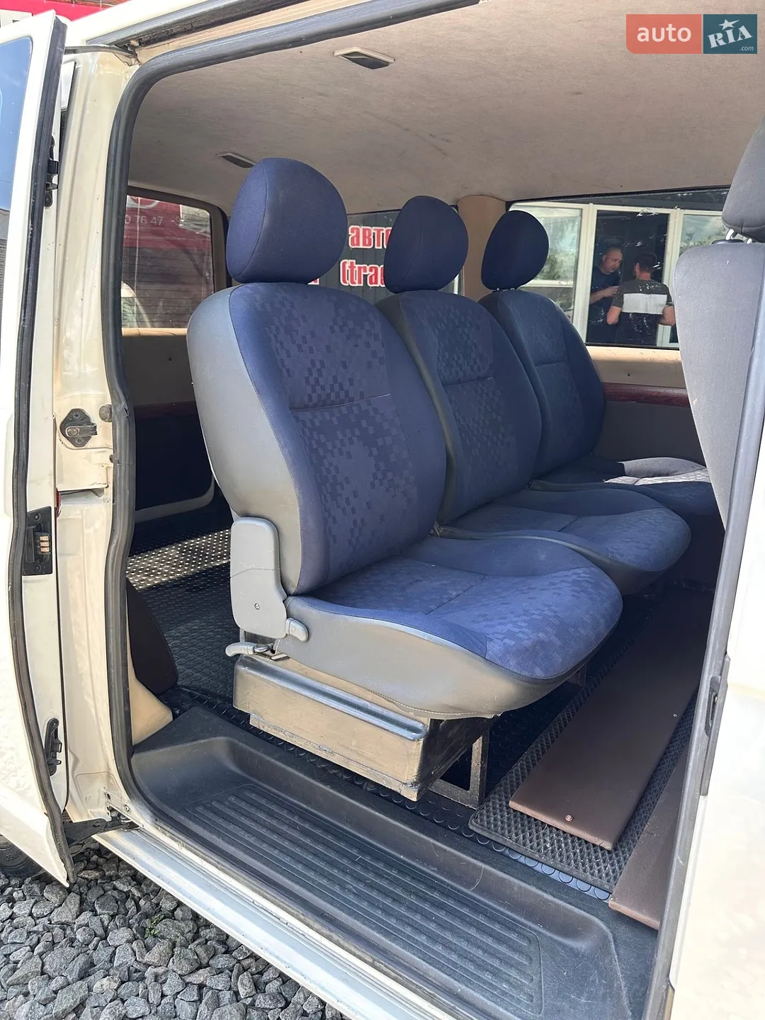 2010 Volkswagen Transporter - мініатюра 9