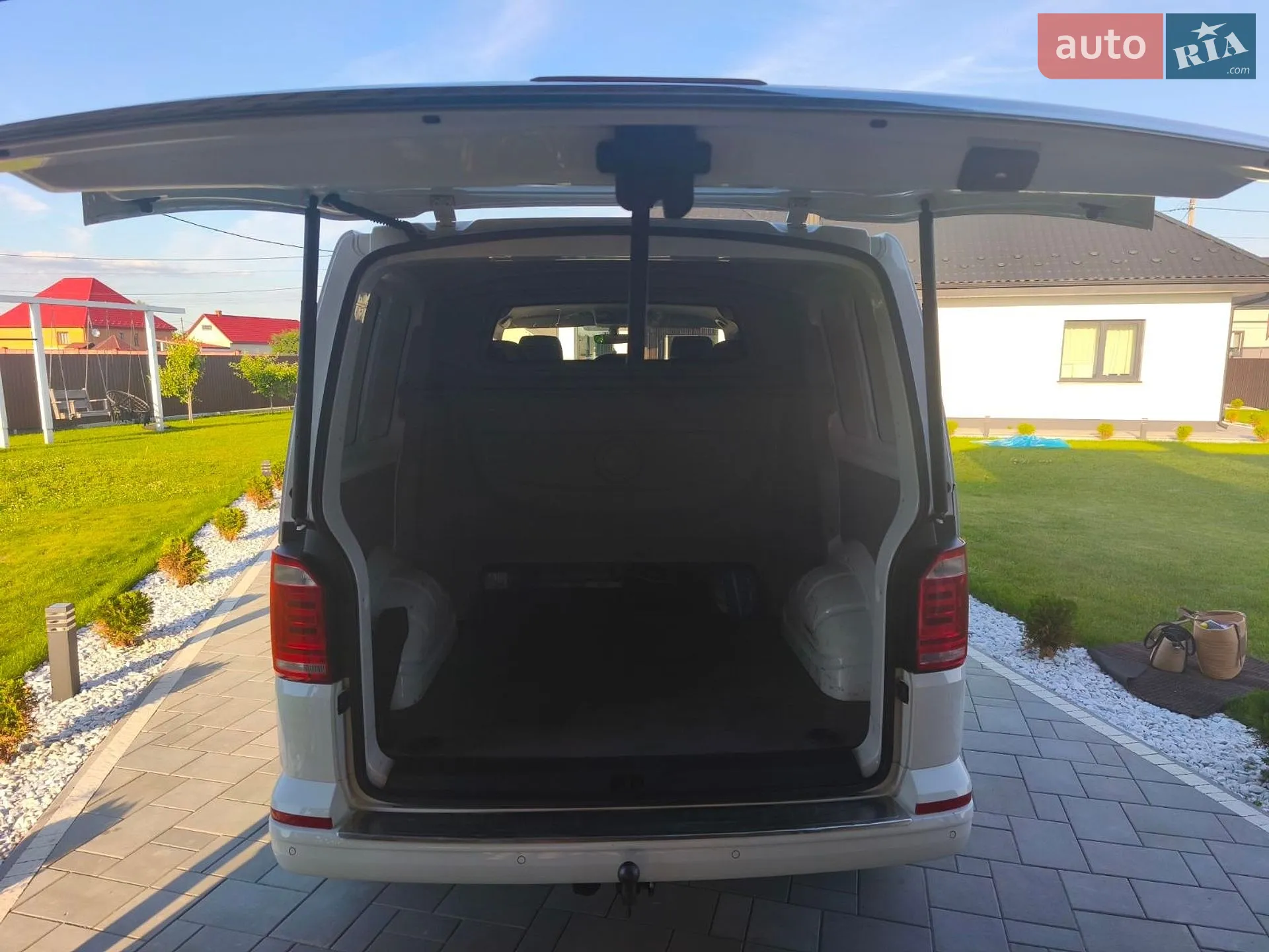 2017 Volkswagen Transporter - мініатюра 15