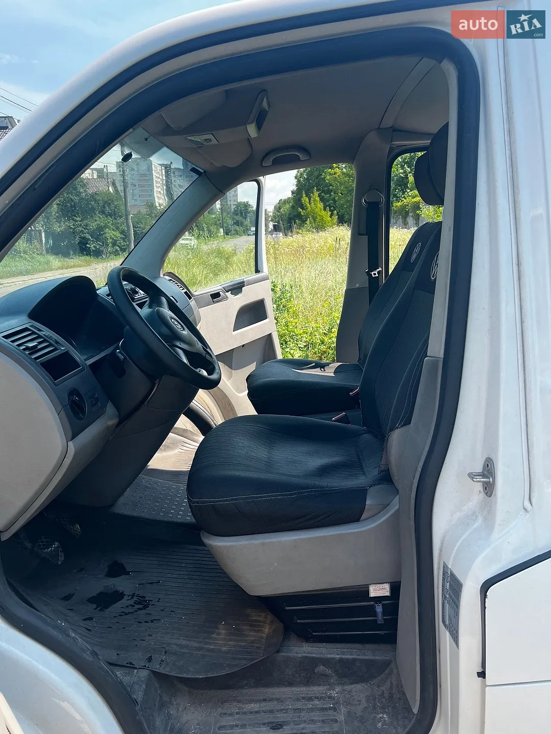 2011 Volkswagen Transporter - мініатюра 12