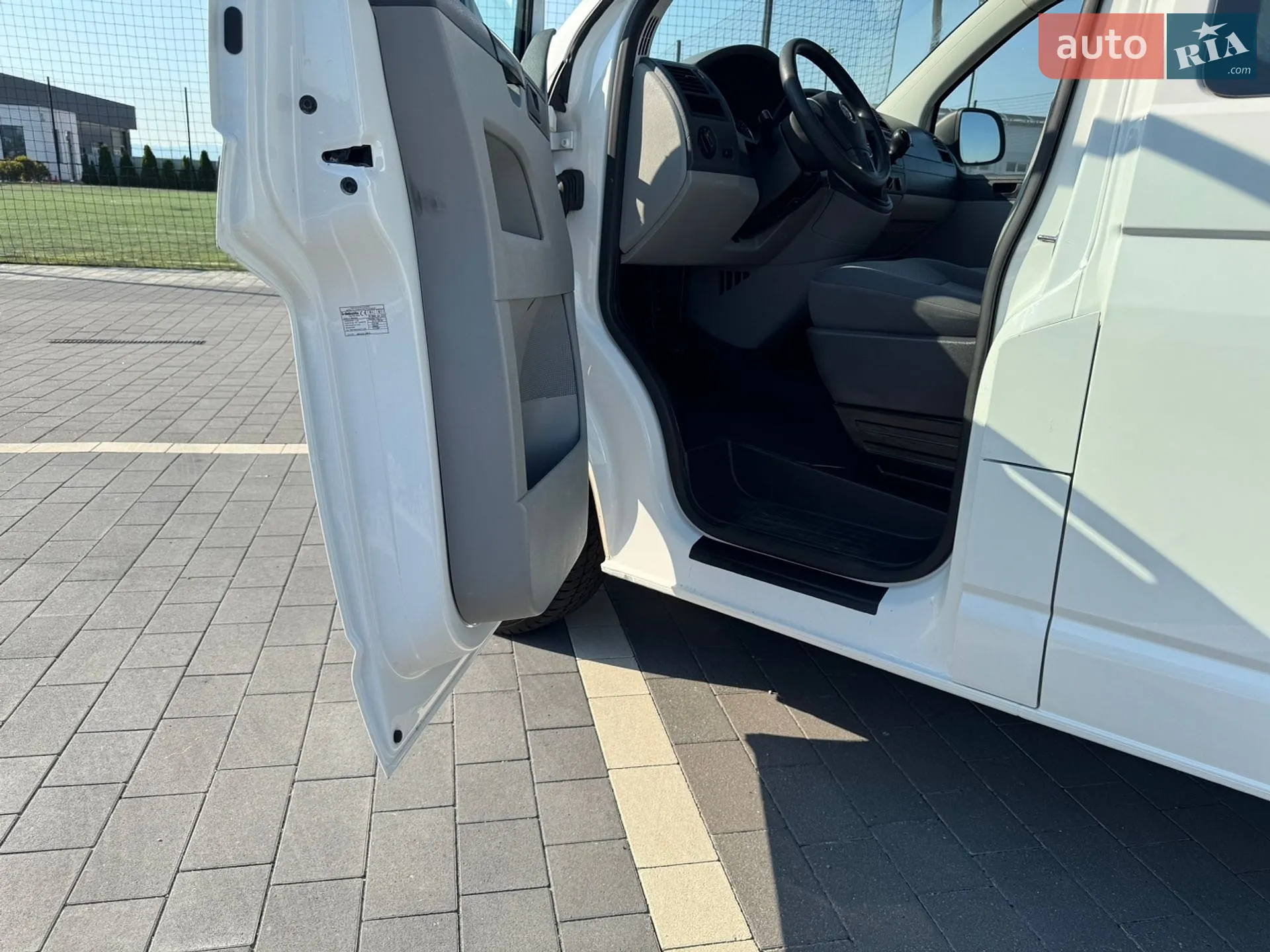 2012 Volkswagen Transporter - мініатюра 31
