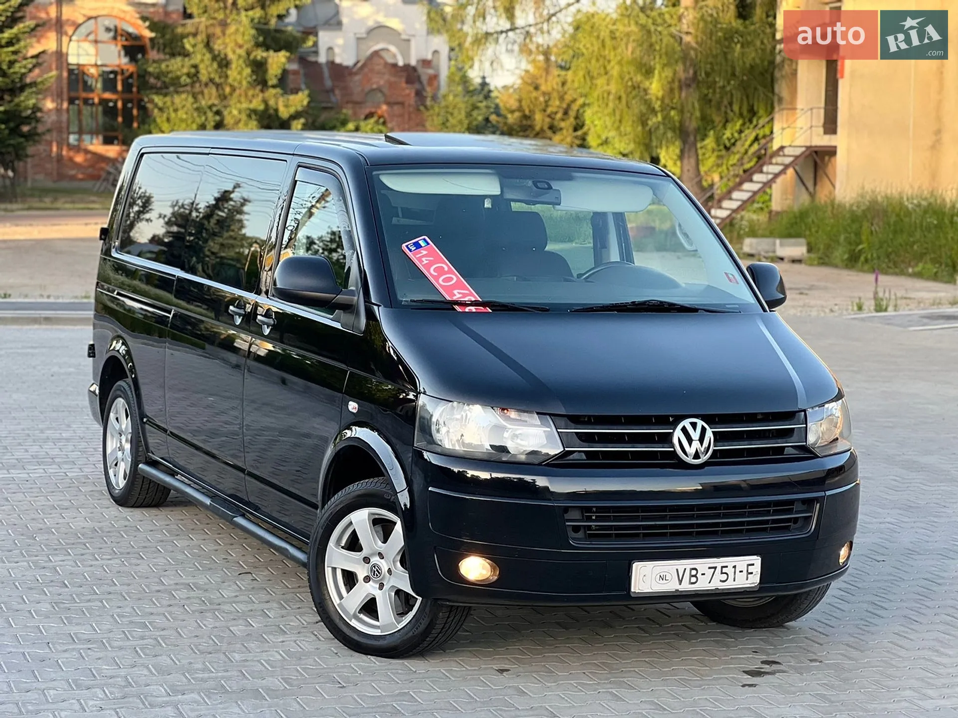 2011 Volkswagen Transporter - мініатюра 10