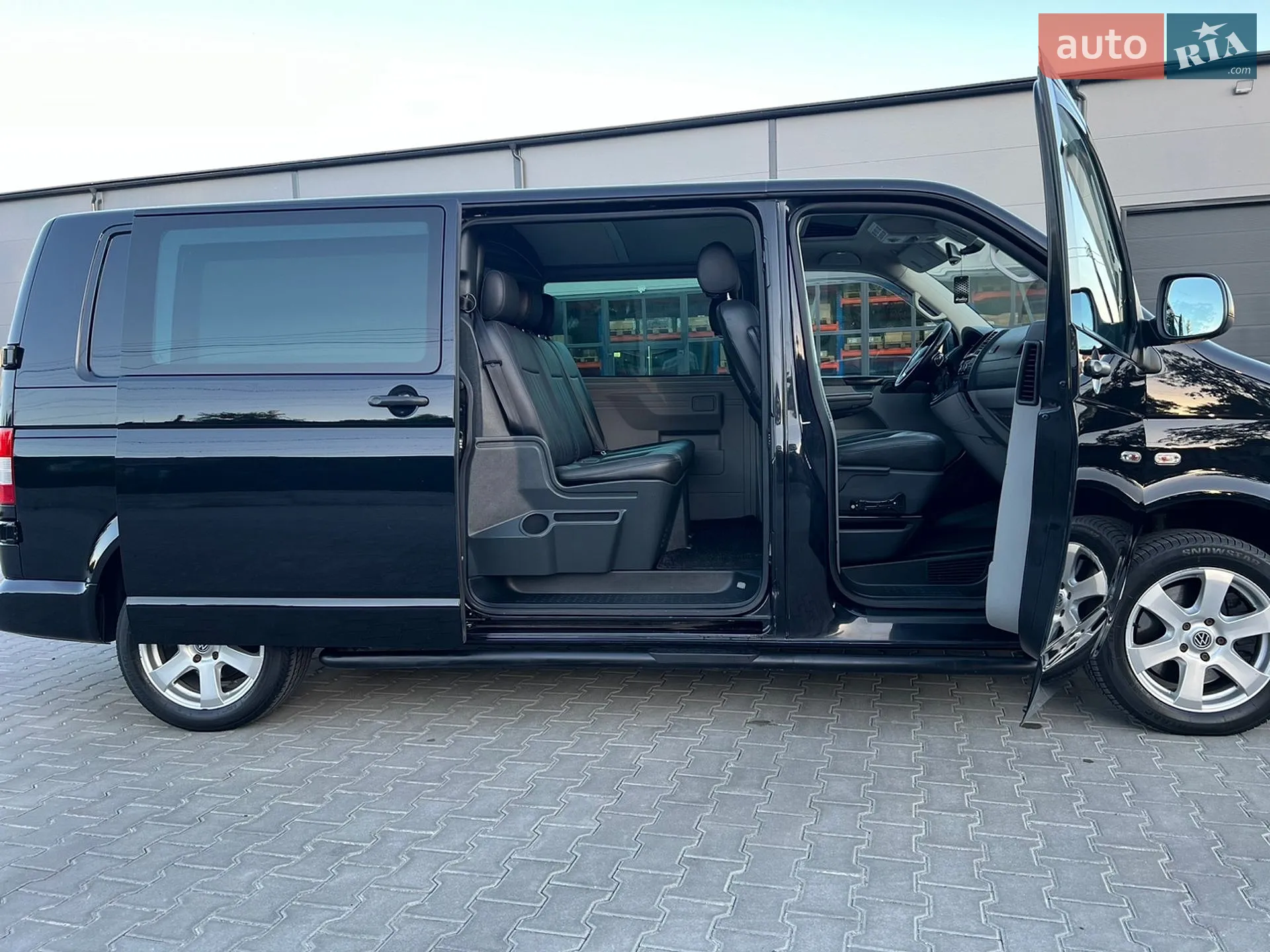 2011 Volkswagen Transporter - мініатюра 31
