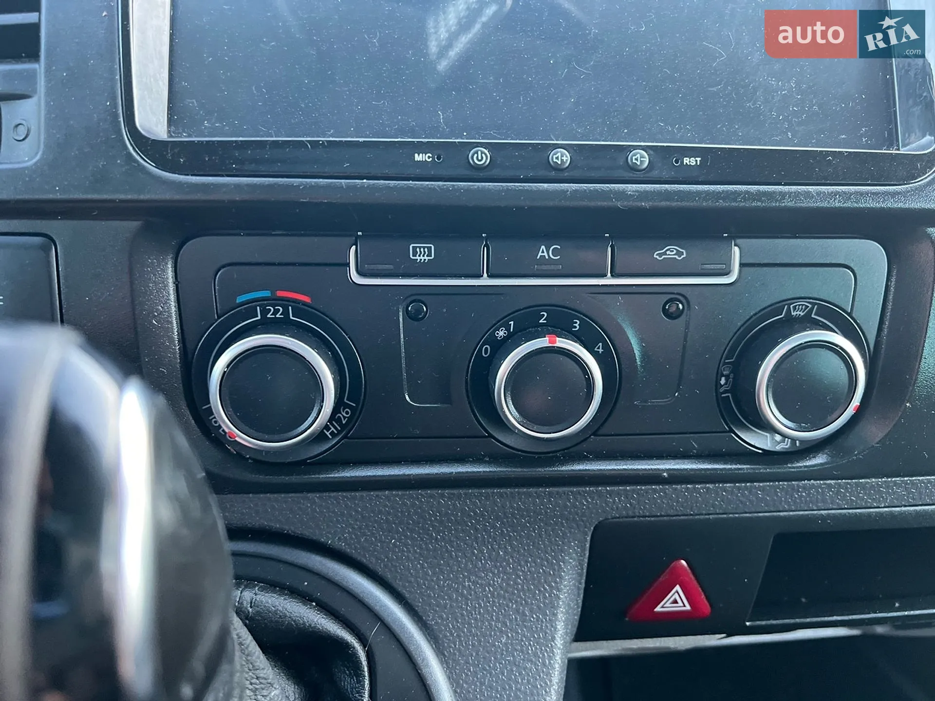 2011 Volkswagen Transporter - мініатюра 64