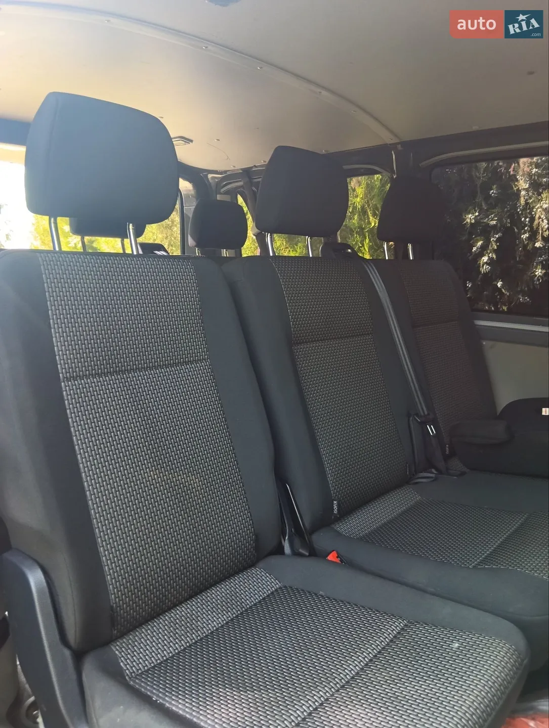 2011 Volkswagen Transporter - мініатюра 25