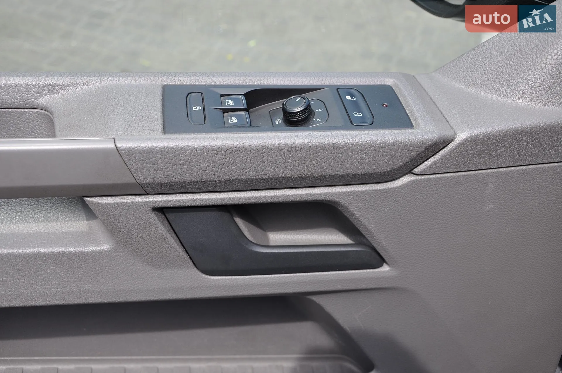 2020 Volkswagen Transporter - мініатюра 28