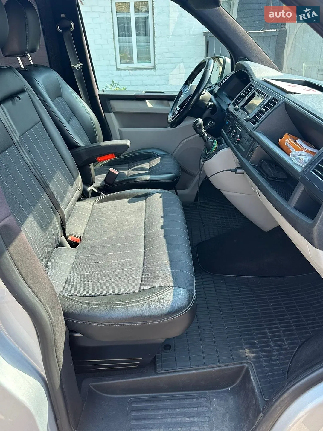 2015 Volkswagen Transporter - мініатюра 8