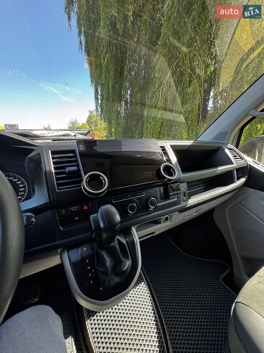 2018 Volkswagen Transporter - мініатюра 21
