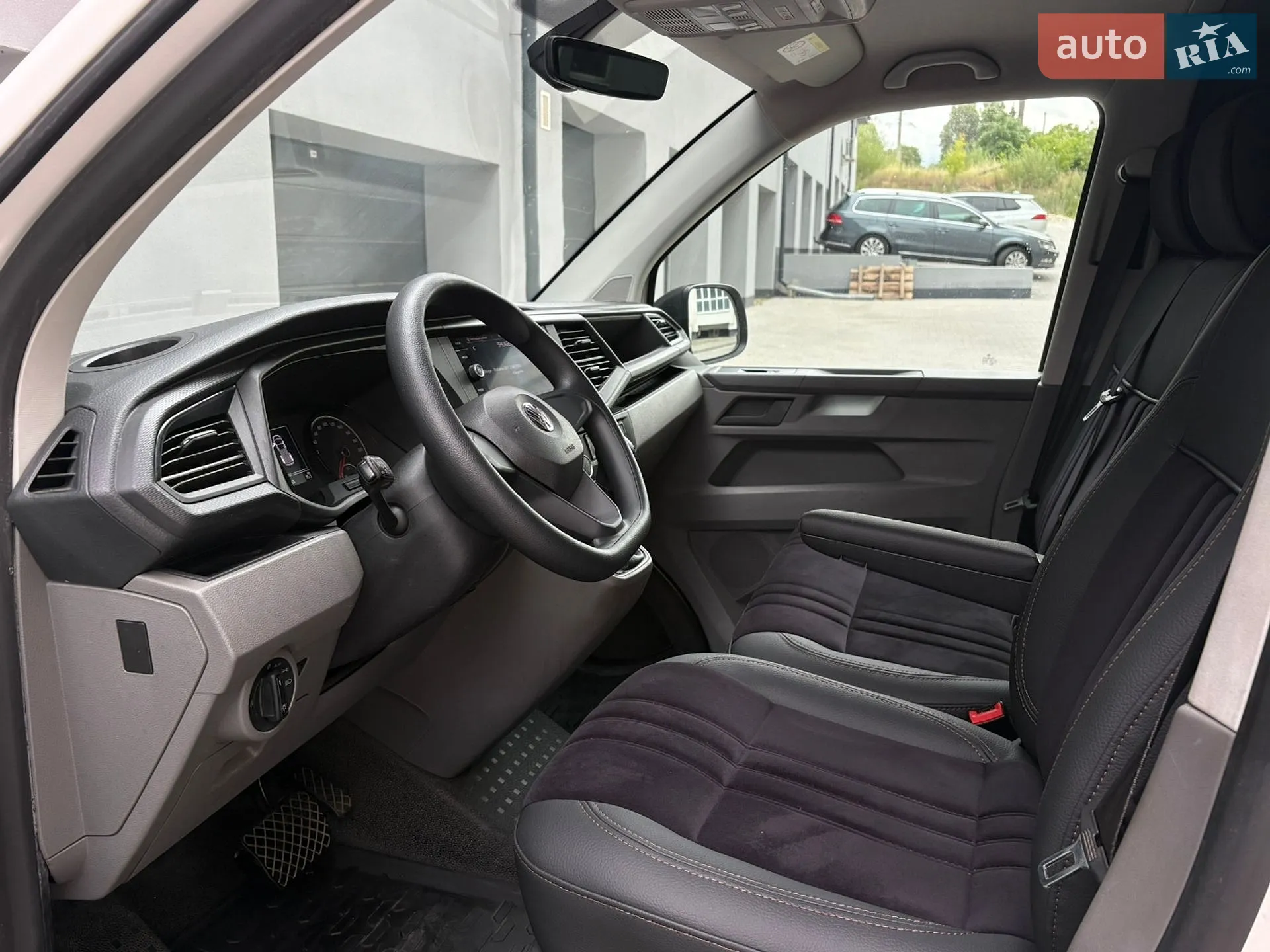 2020 Volkswagen Transporter - мініатюра 24