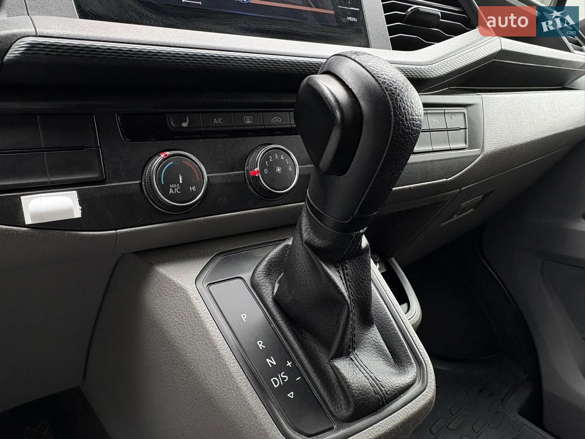2020 Volkswagen Transporter - мініатюра 26