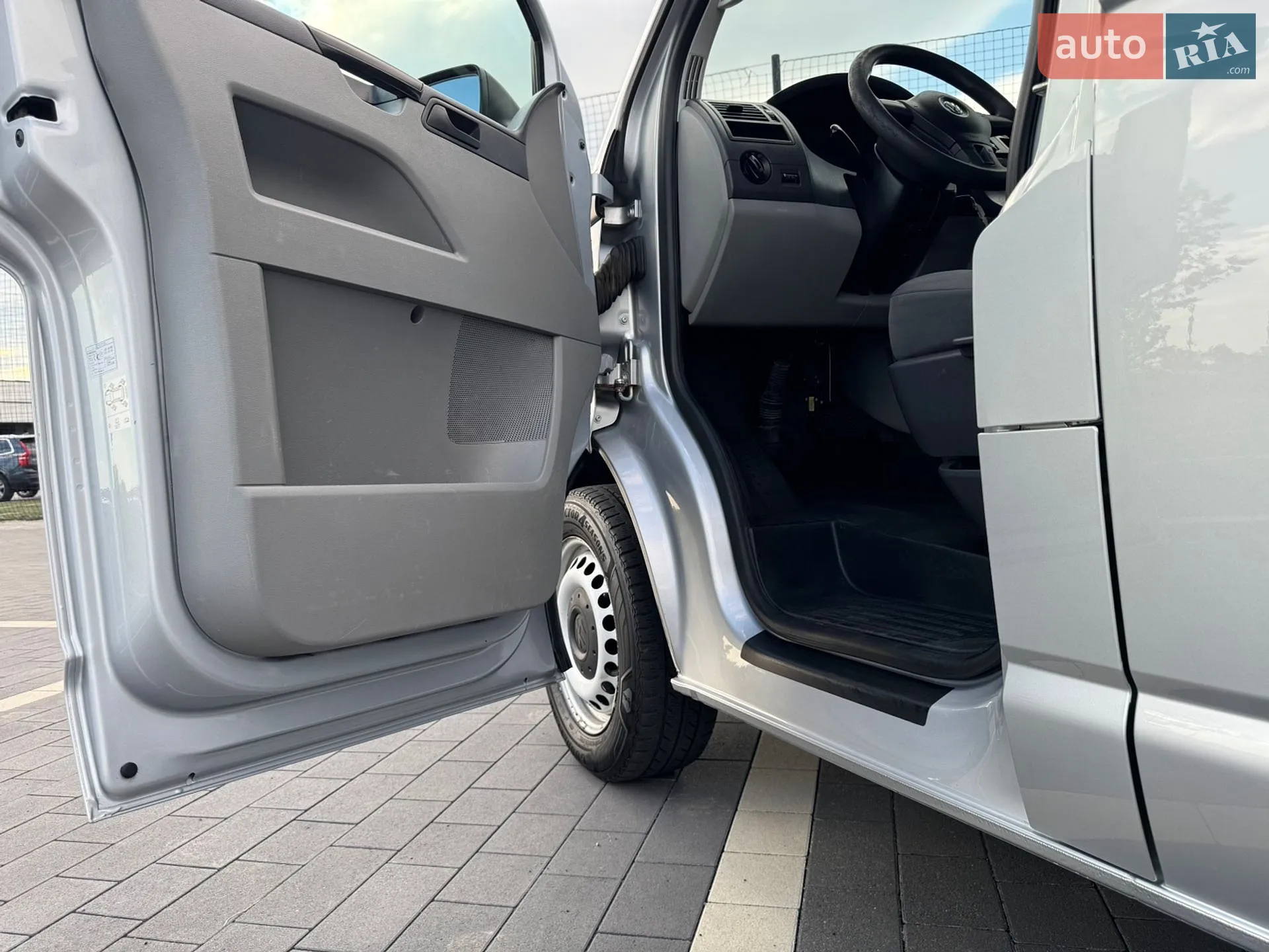 2014 Volkswagen Transporter - мініатюра 32