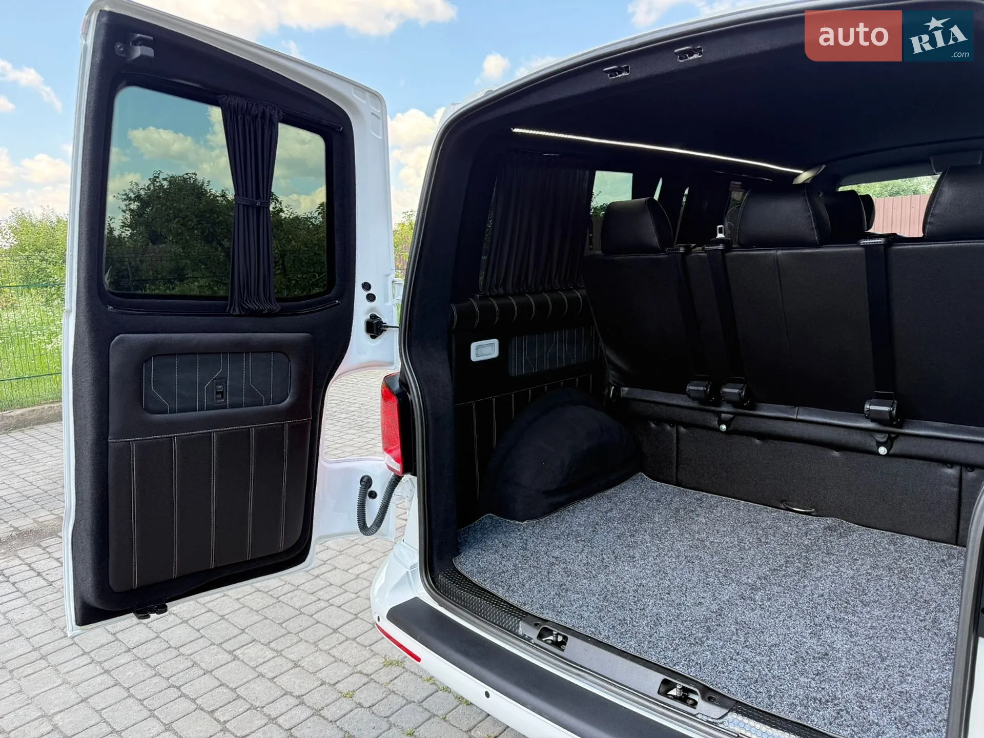2022 Volkswagen Transporter - мініатюра 47