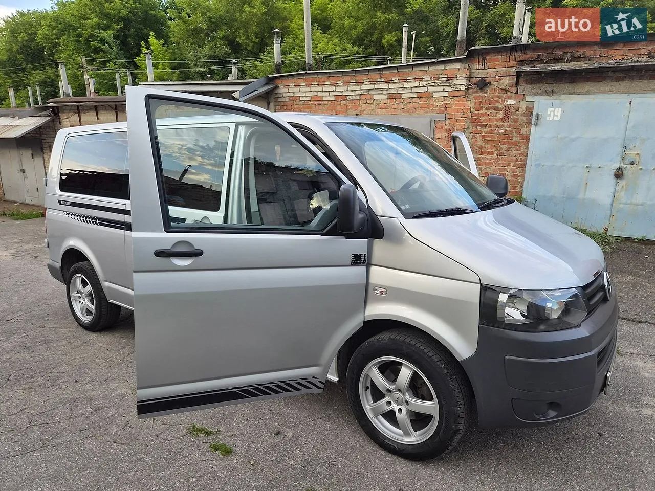 2010 Volkswagen Transporter - мініатюра 18