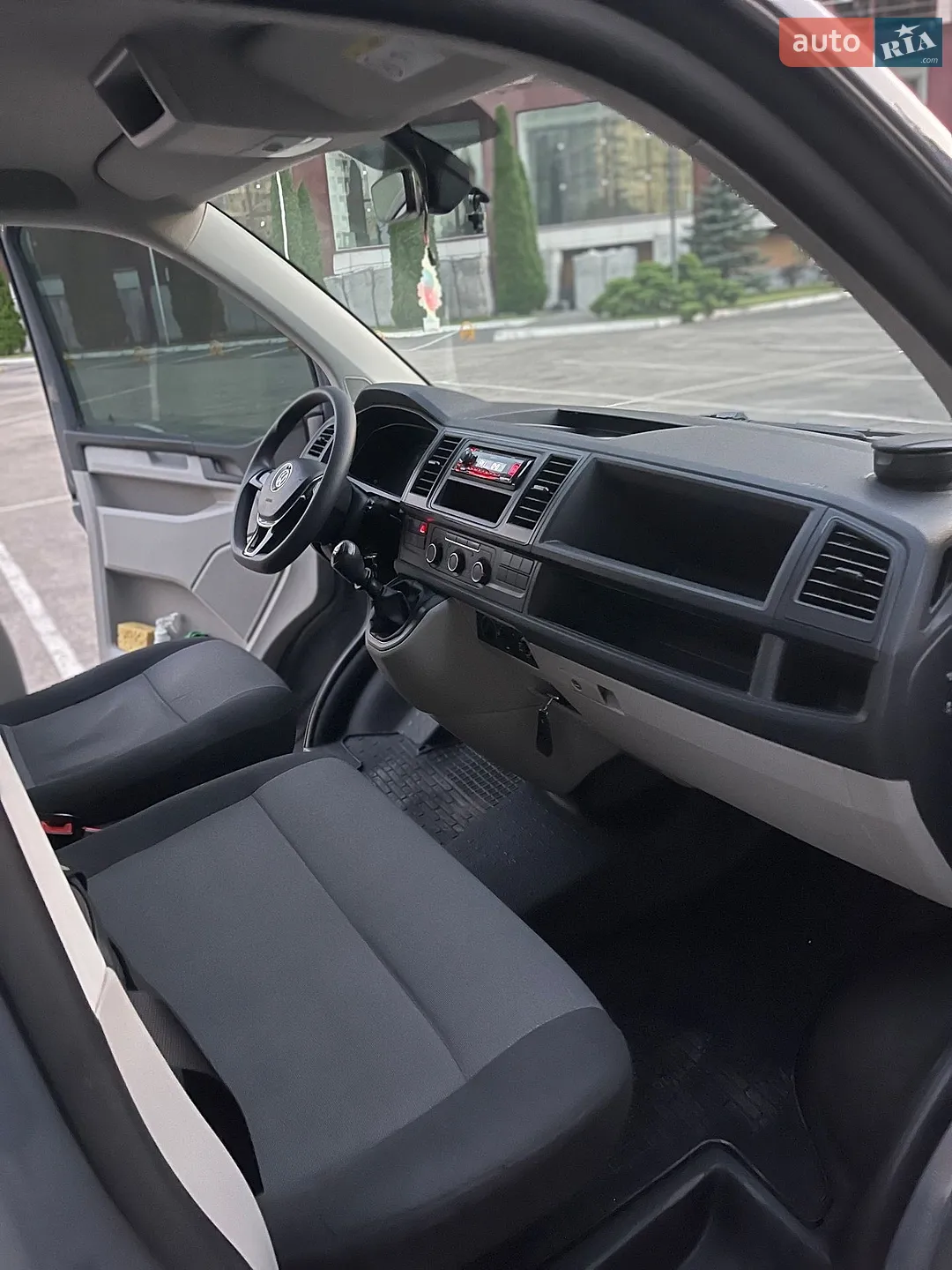 2017 Volkswagen Transporter - мініатюра 12